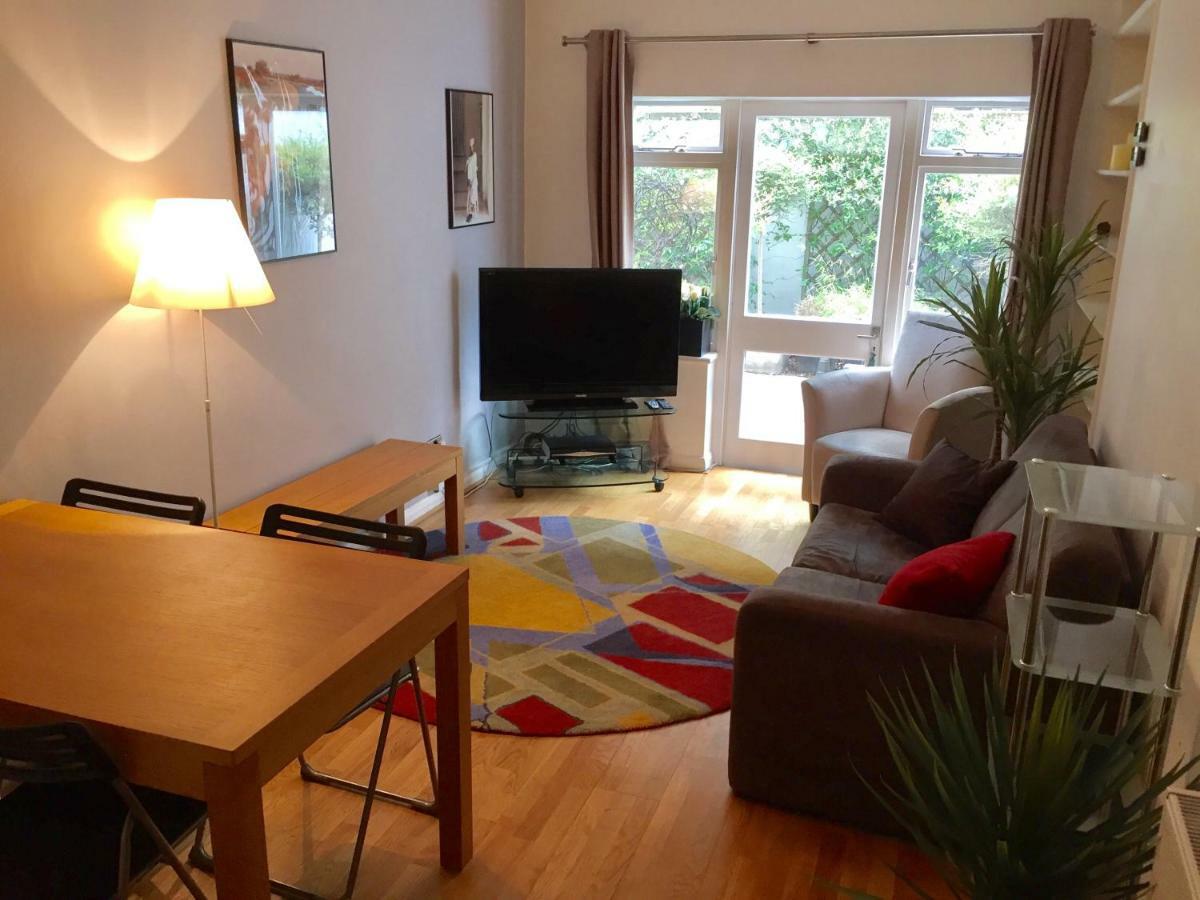 Stylish Apartment In Victoria Londra Dış mekan fotoğraf