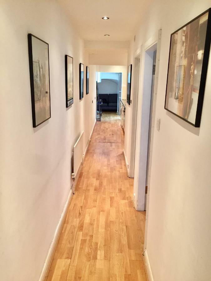 Stylish Apartment In Victoria Londra Dış mekan fotoğraf