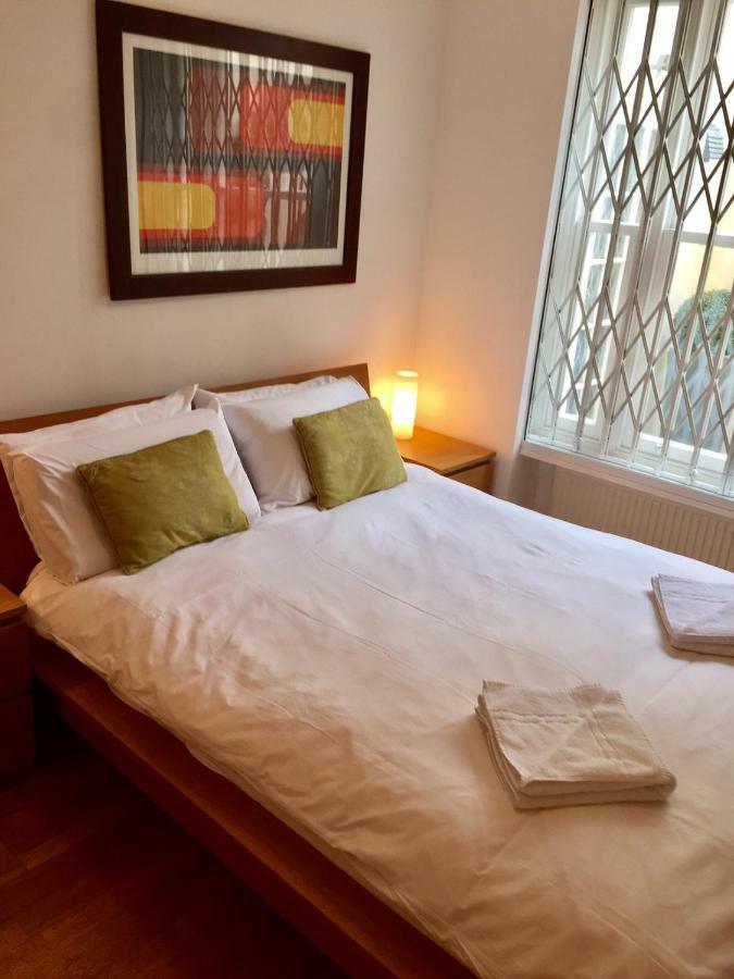 Stylish Apartment In Victoria Londra Dış mekan fotoğraf