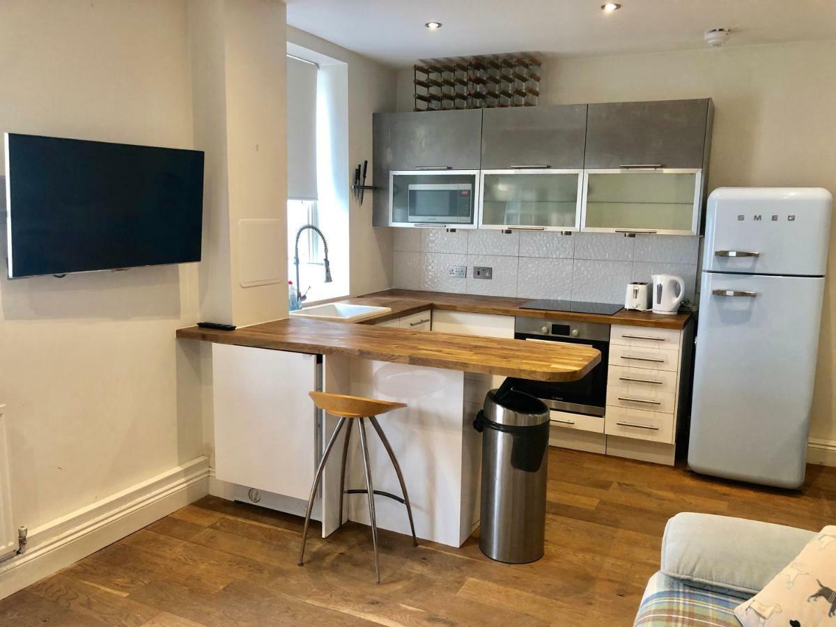Stylish Apartment In Victoria Londra Dış mekan fotoğraf